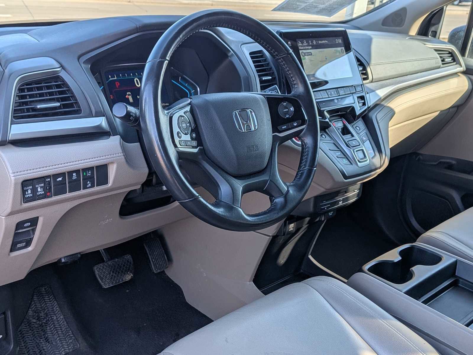 Used 2019 Honda Odyssey EX-L image 2