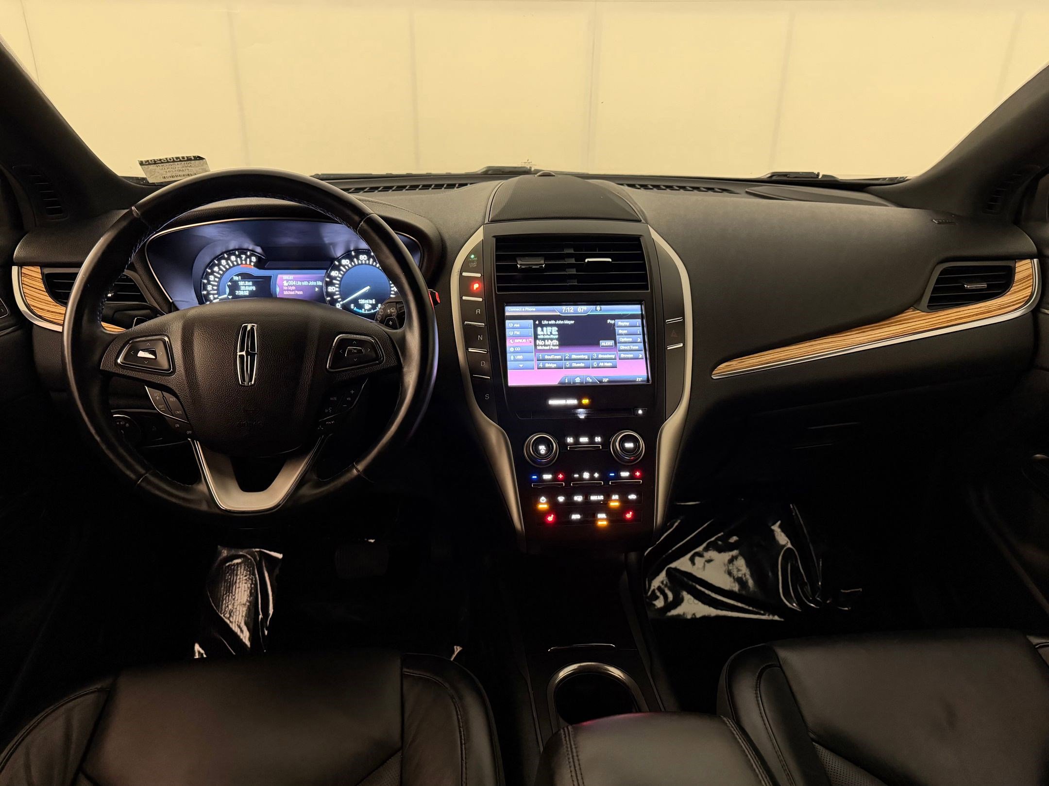 Used 2015 Lincoln MKC AWD w/ Equipment Group 101A Select image 25