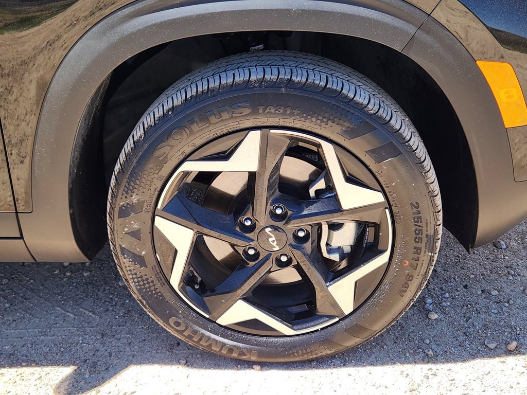 Certified 2025 Kia Seltos EX AWD/4WD image 14