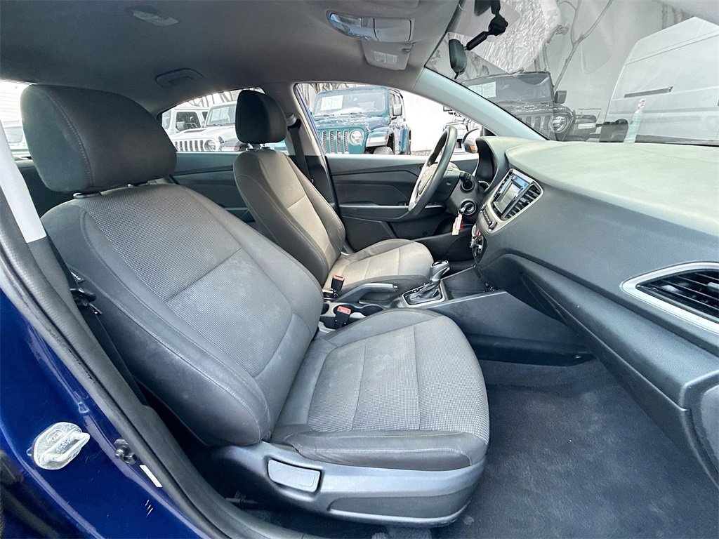 Used 2020 Hyundai Accent SE image 32