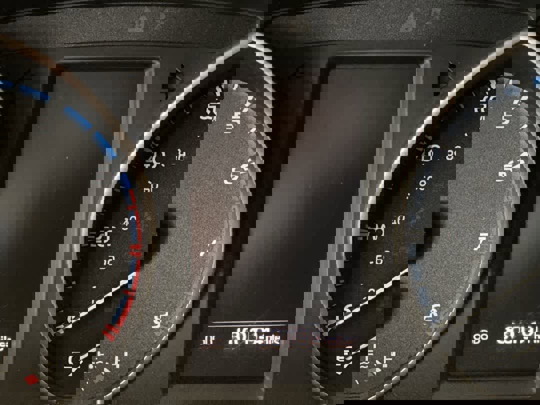 Used 2018 Toyota RAV4 LE w/ All Weather Liner Package image 18