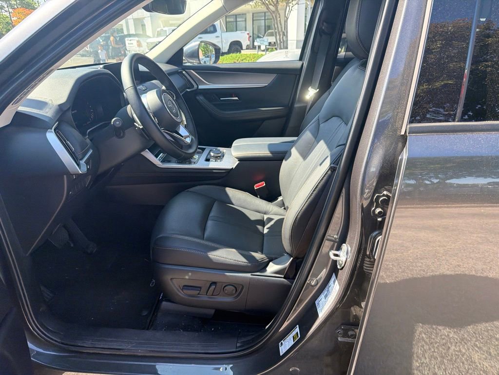 Used 2024 MAZDA CX-90 Plug-In Hybrid w/ Preferred AWD/4WD image 16