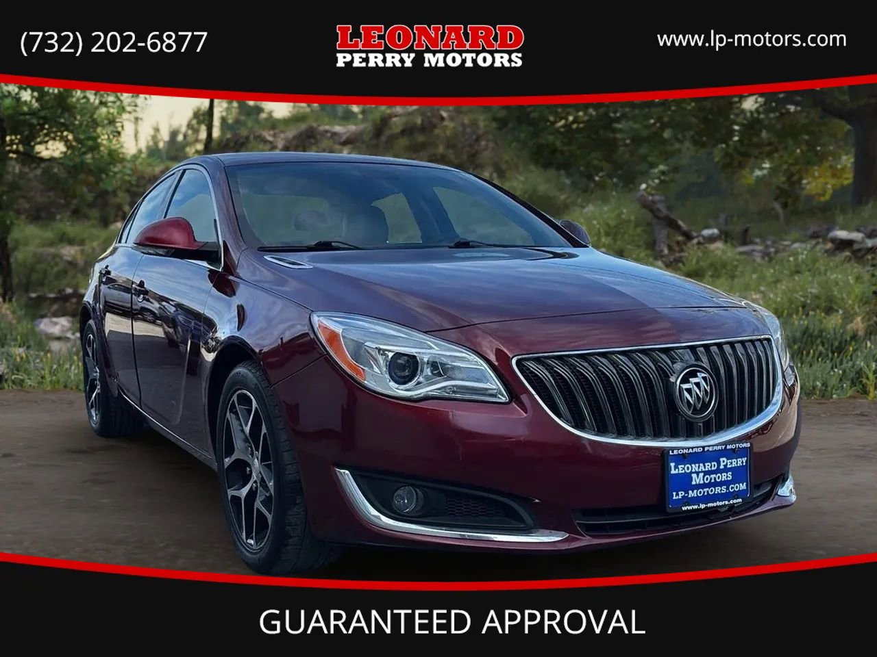 Used 2017 Buick Regal Sport Touring image 1