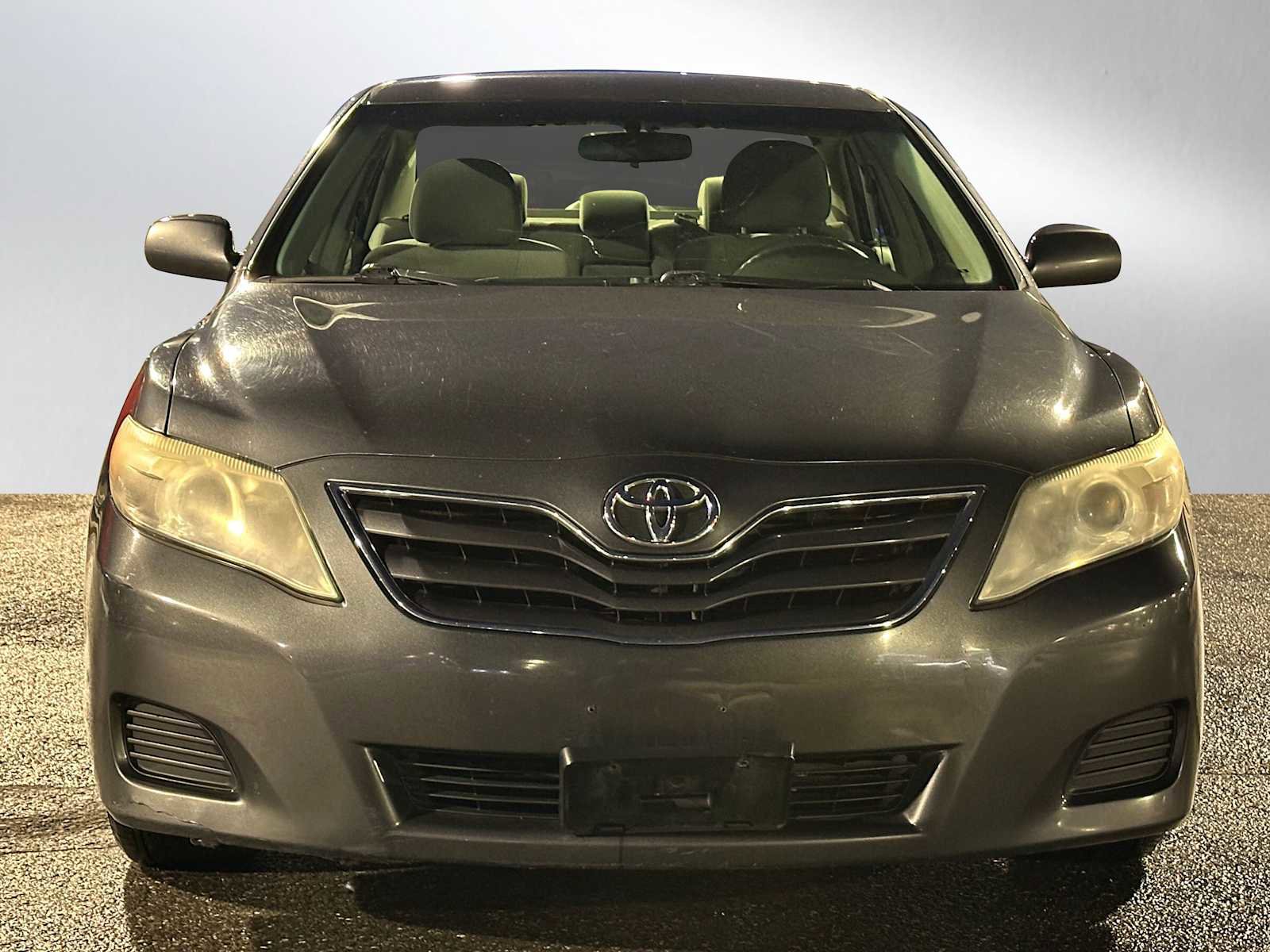 Used 2011 Toyota Camry LE image 8