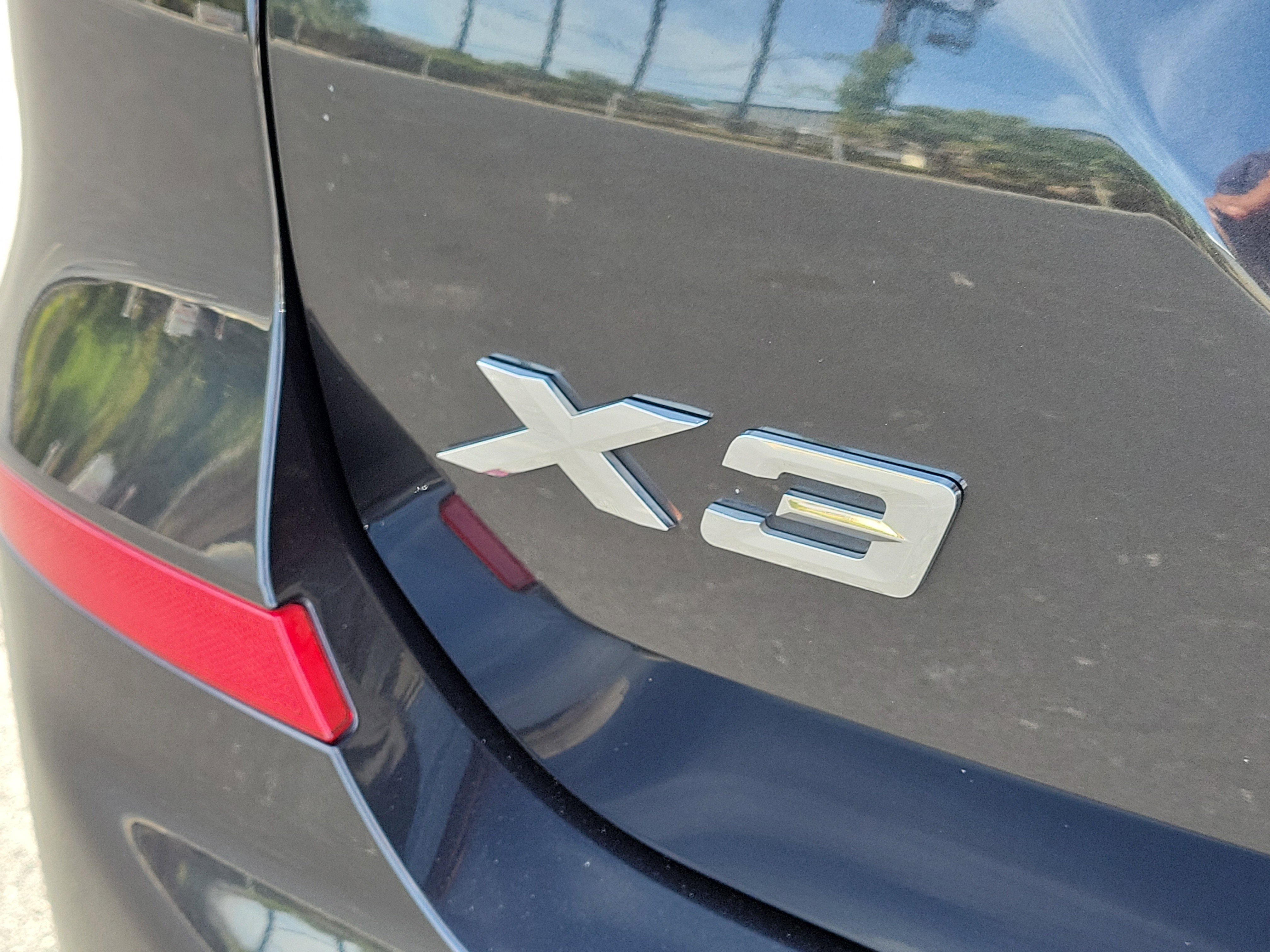 Used 2021 BMW X3 sDrive30i w/ Executive Package image 5