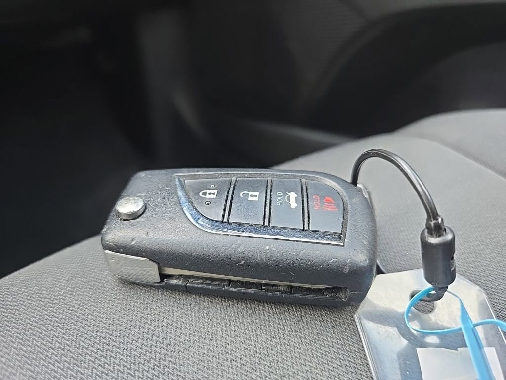 Used 2023 Toyota Camry LE FWD image 12