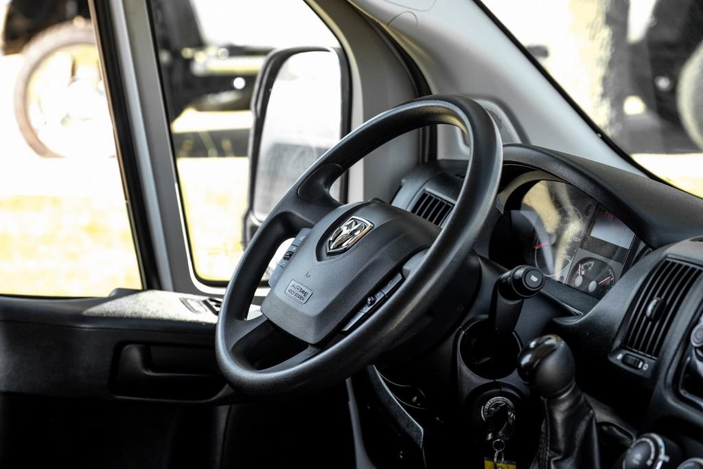 Used 2021 RAM ProMaster 2500 w/ Convenience Group image 11