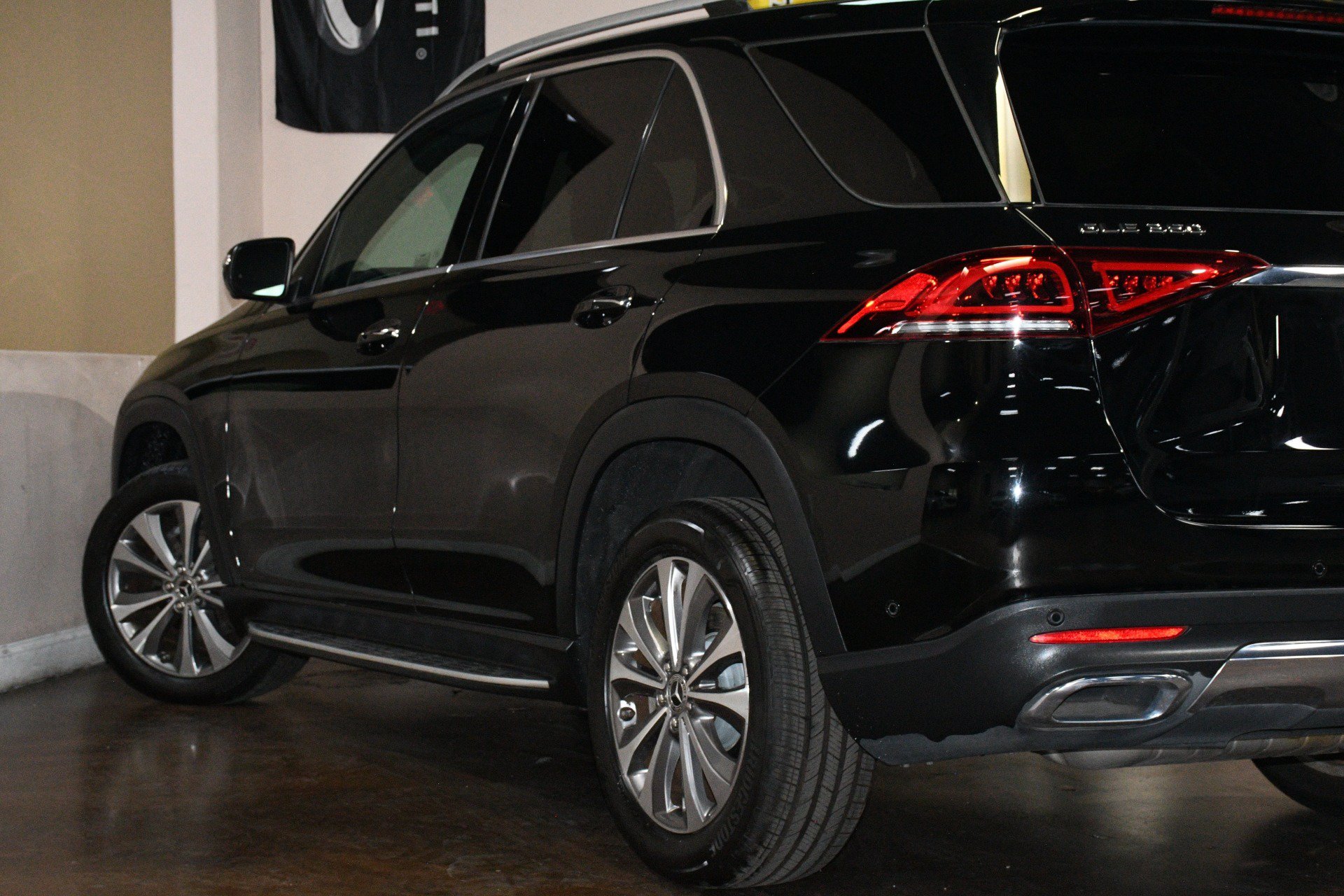 Used 2020 Mercedes-Benz GLE 350 4MATIC image 55