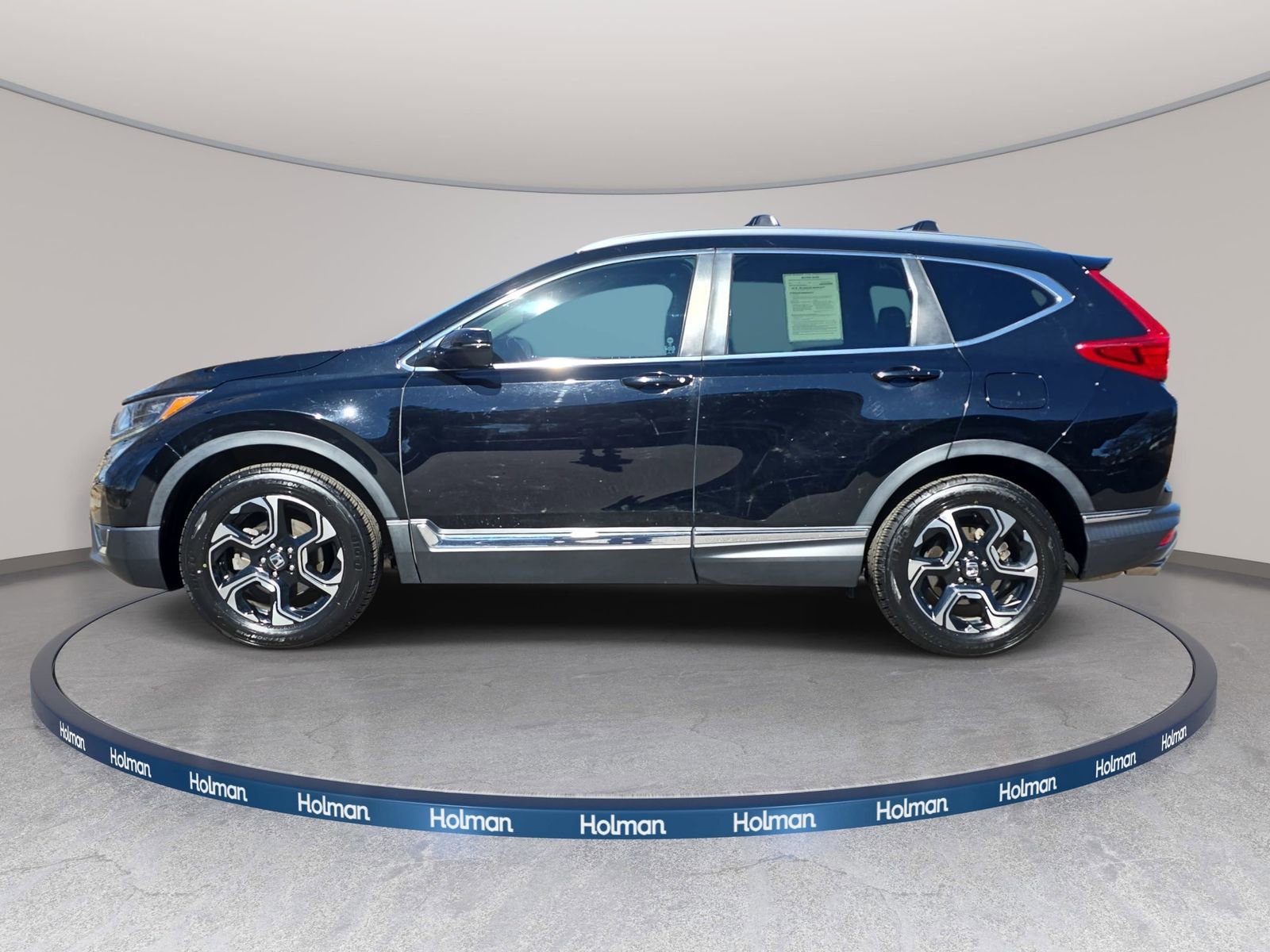 Used 2018 Honda CR-V Touring image 4