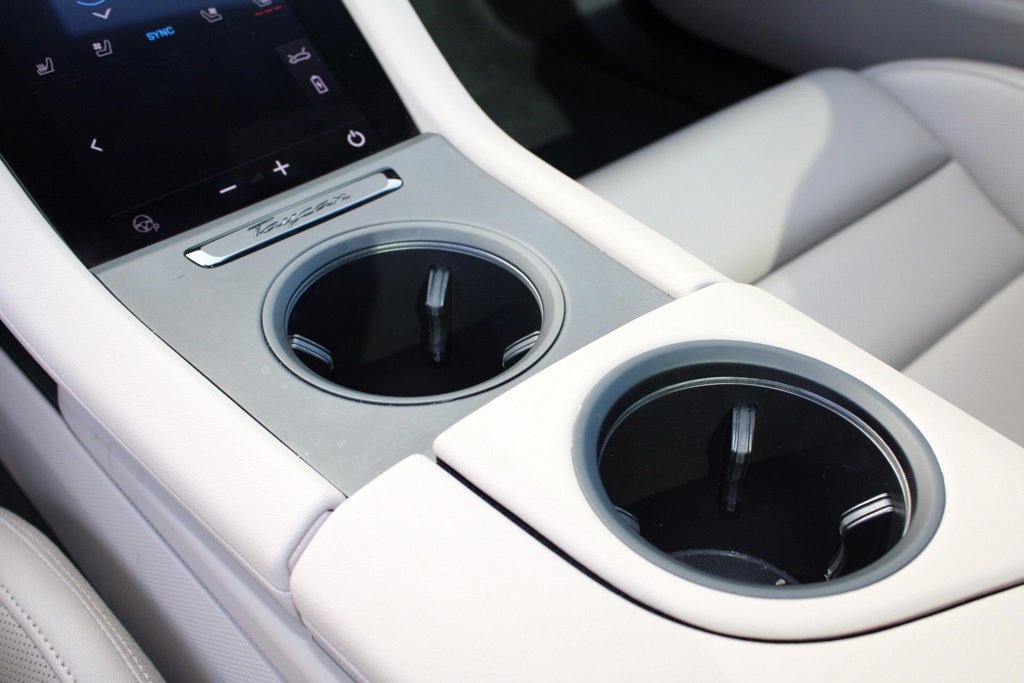 Certified 2024 Porsche Taycan image 30