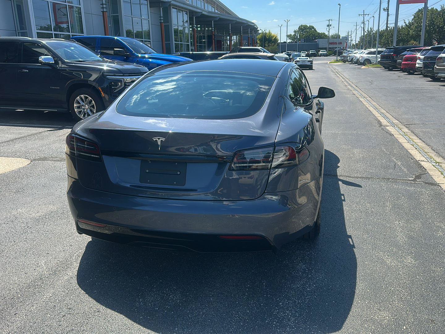 Used 2023 Tesla Model S Standard Range AWD/4WD image 4