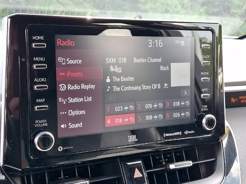 Used 2021 Toyota Corolla XSE w/ XSE Preferred Package FWD image 20