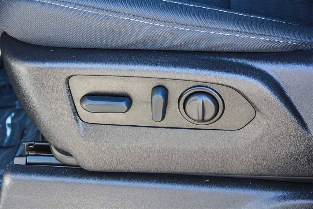 Used 2022 GMC Sierra 2500 SLE w/ SLE Value Package; image 20