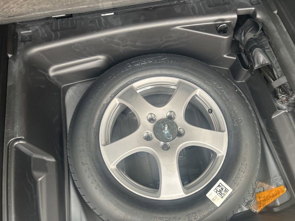 Used 2024 Jeep Grand Cherokee Limited image 13