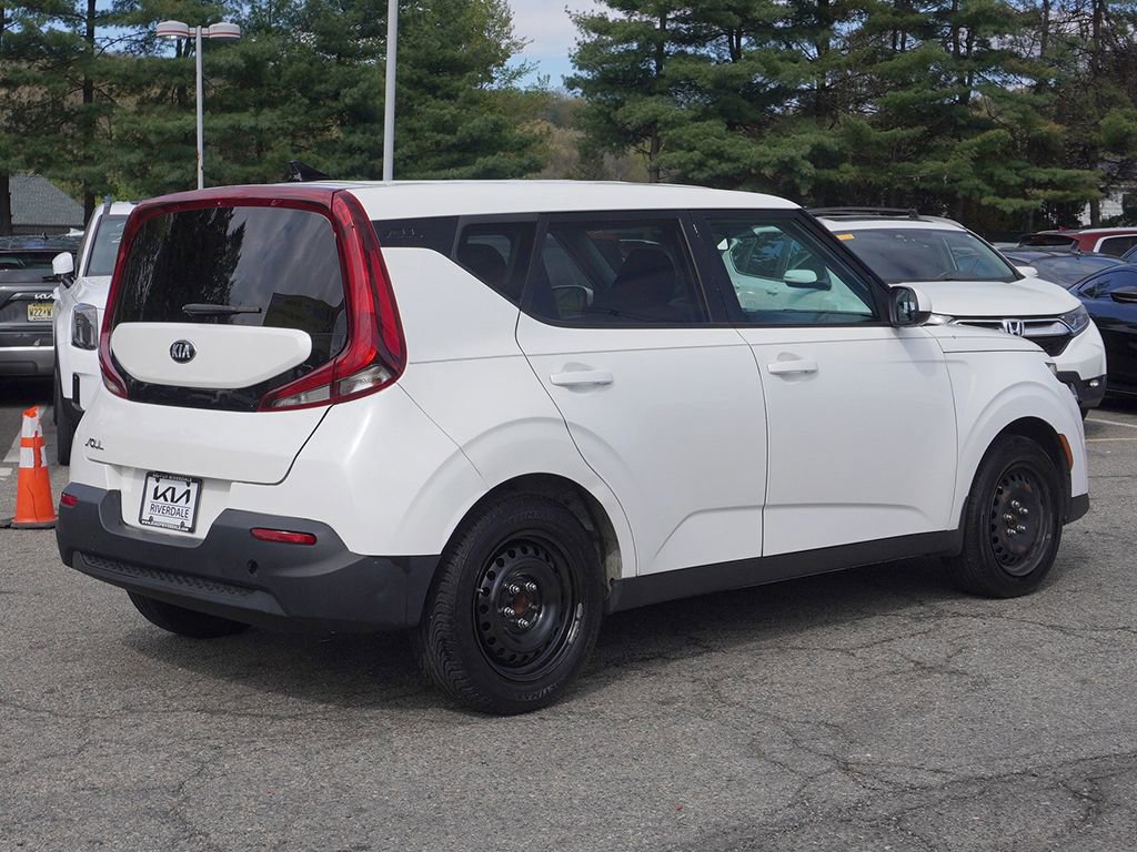 Used 2020 Kia Soul LX FWD image 7