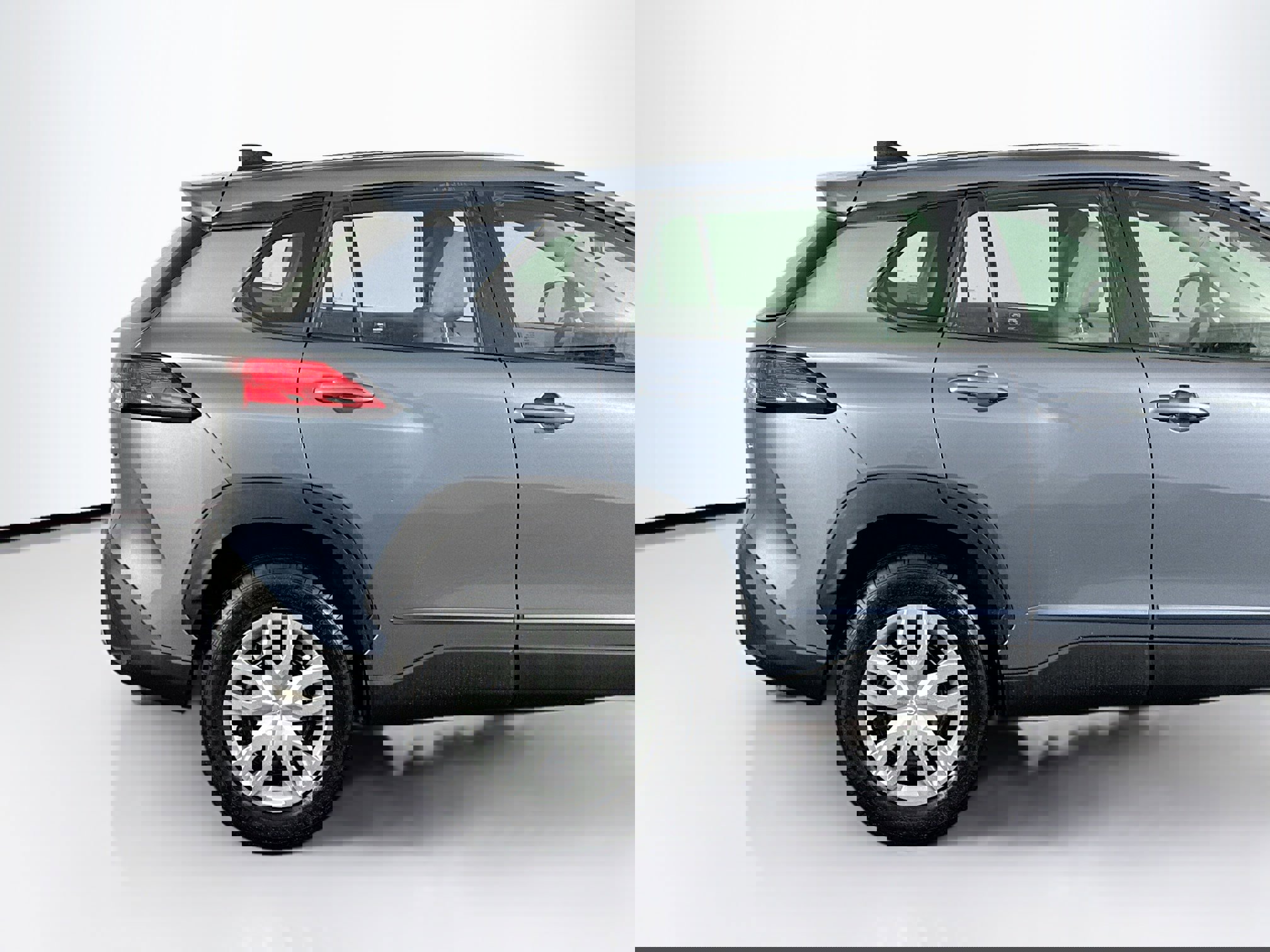 Used 2024 Toyota Corolla Cross L image 40