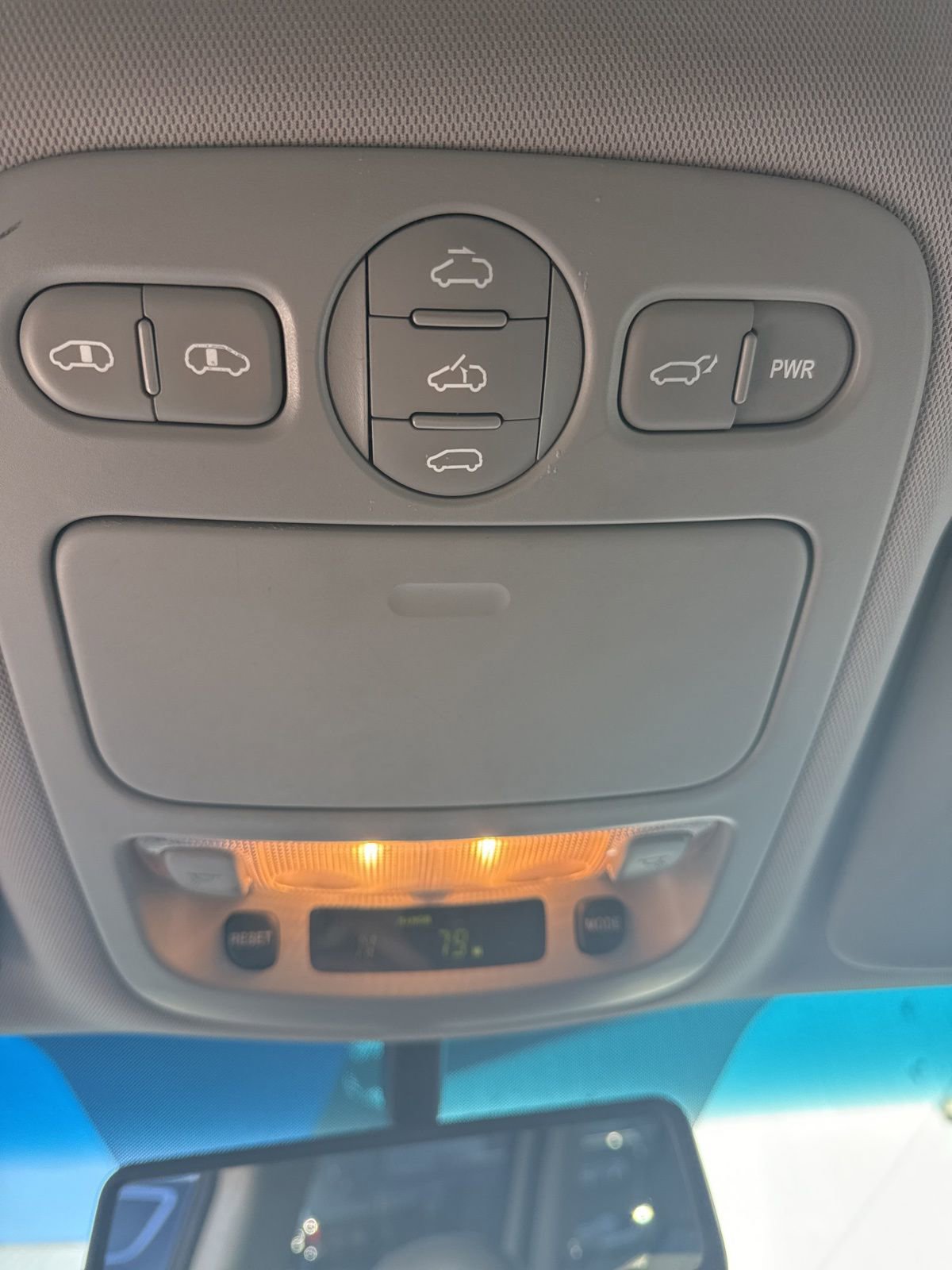 Used 2010 Kia Sedona EX w/ Luxury Pkg image 10