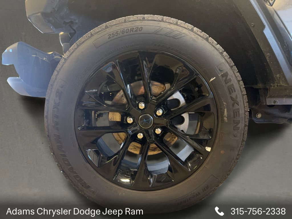 Used 2025 Jeep Wrangler Unlimited Sahara w/ Safety Group AWD/4WD image 20