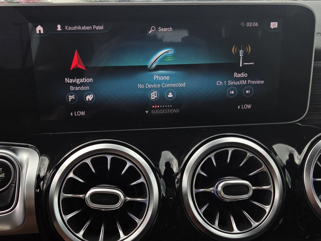 Used 2020 Mercedes-Benz GLB 250 image 10