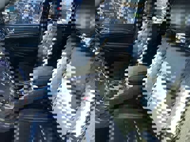 Used 2019 Jeep Grand Cherokee Limited image 3