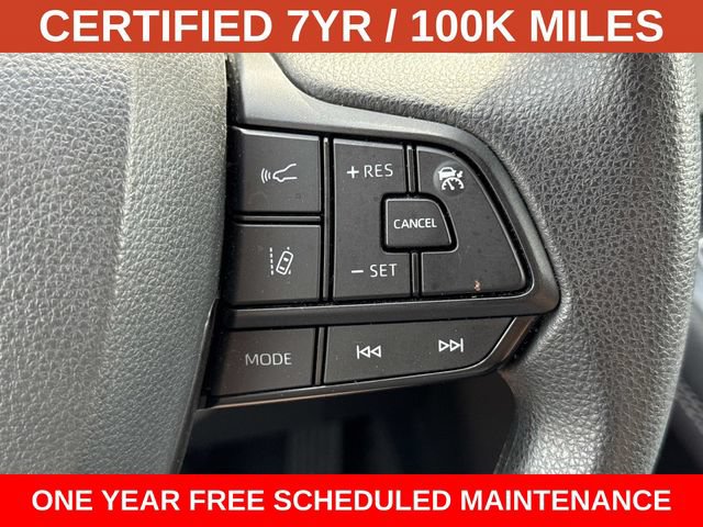 Used 2025 Toyota Sienna LE FWD image 23