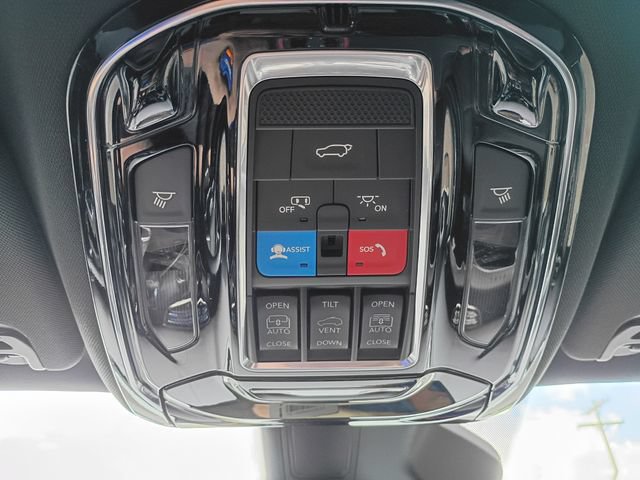 New 2026 Jeep Grand Wagoneer Summit w/ Premium Group III AWD/4WD image 16