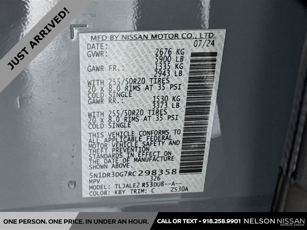 Used 2024 Nissan Pathfinder Platinum w/ Cargo Package image 34