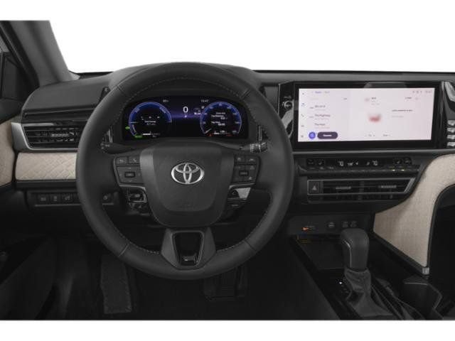 Used 2026 Toyota Camry XLE AWD/4WD image 6