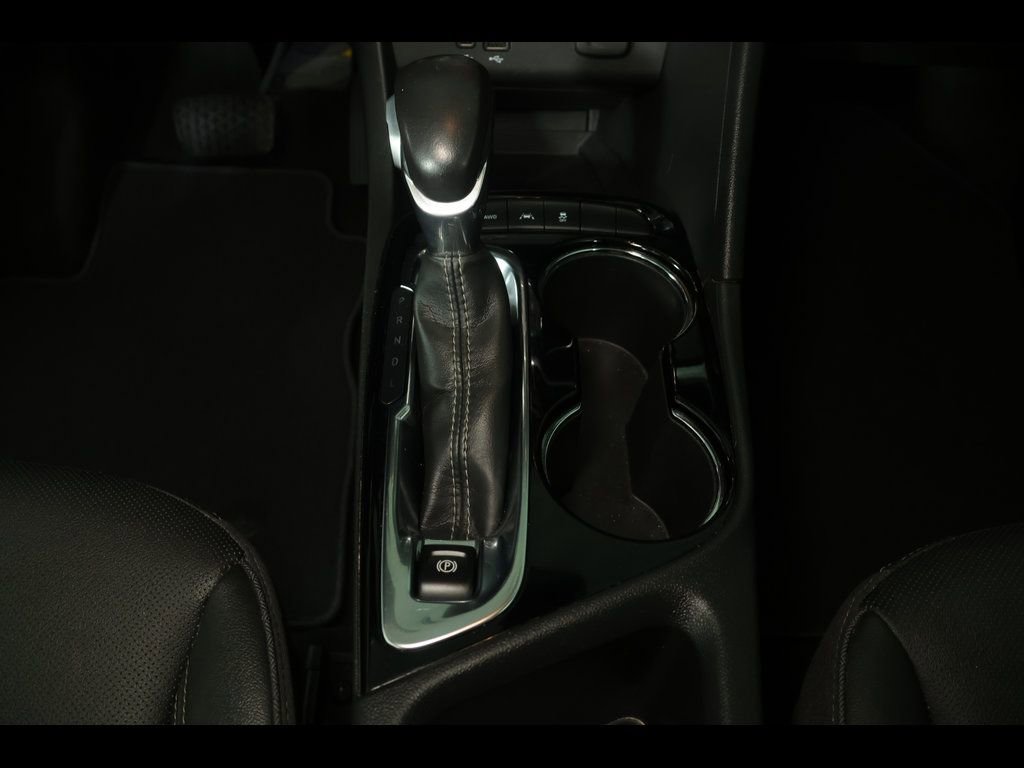 Used 2024 Buick Encore GX Sport Touring image 25