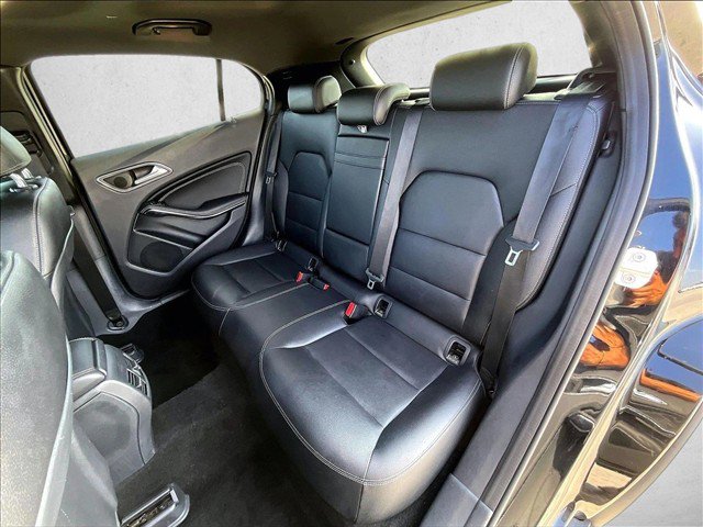 Used 2017 Mercedes-Benz GLA 250 image 25