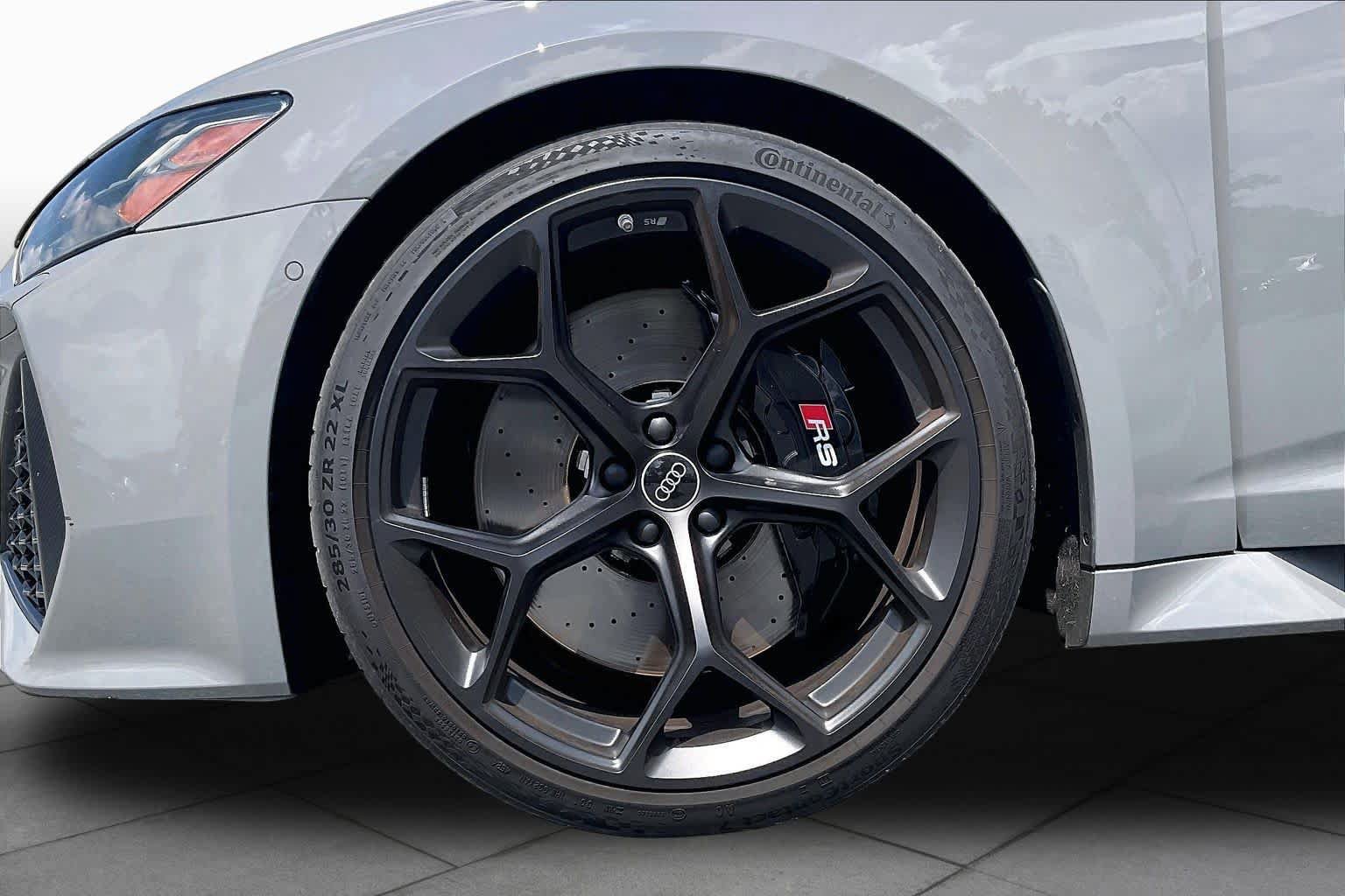 Used 2025 Audi RS 6 performance AWD/4WD image 9