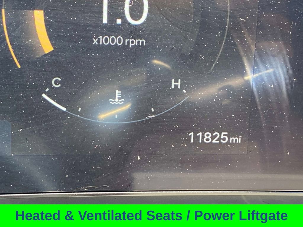 Used 2025 Hyundai Tucson Limited image 32