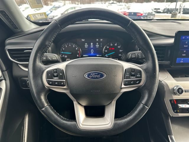 Used 2022 Ford Explorer XLT w/ Equipment Group 202A image 13