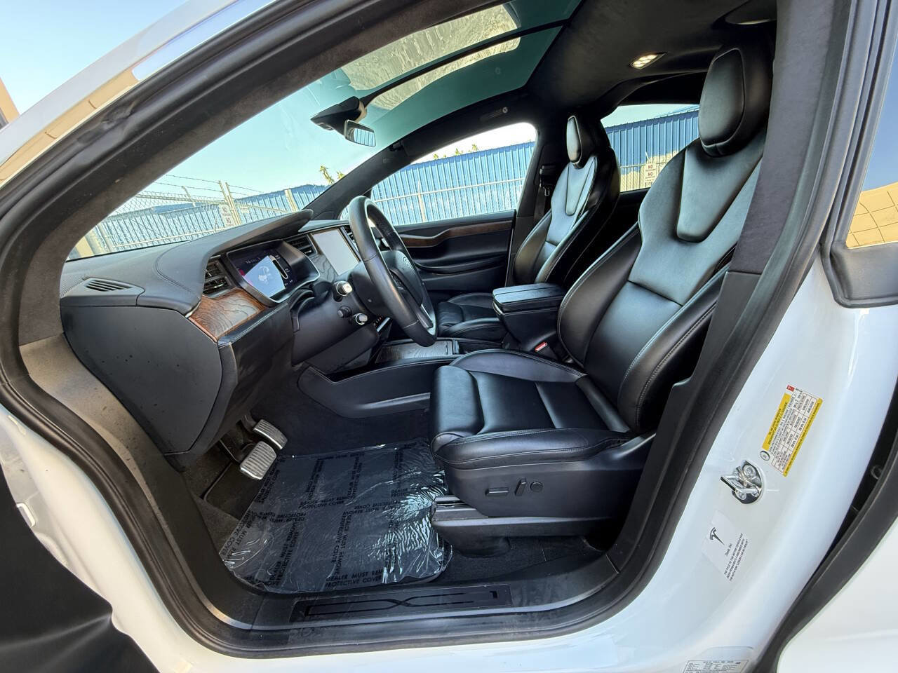 Used 2020 Tesla Model X Long Range image 24