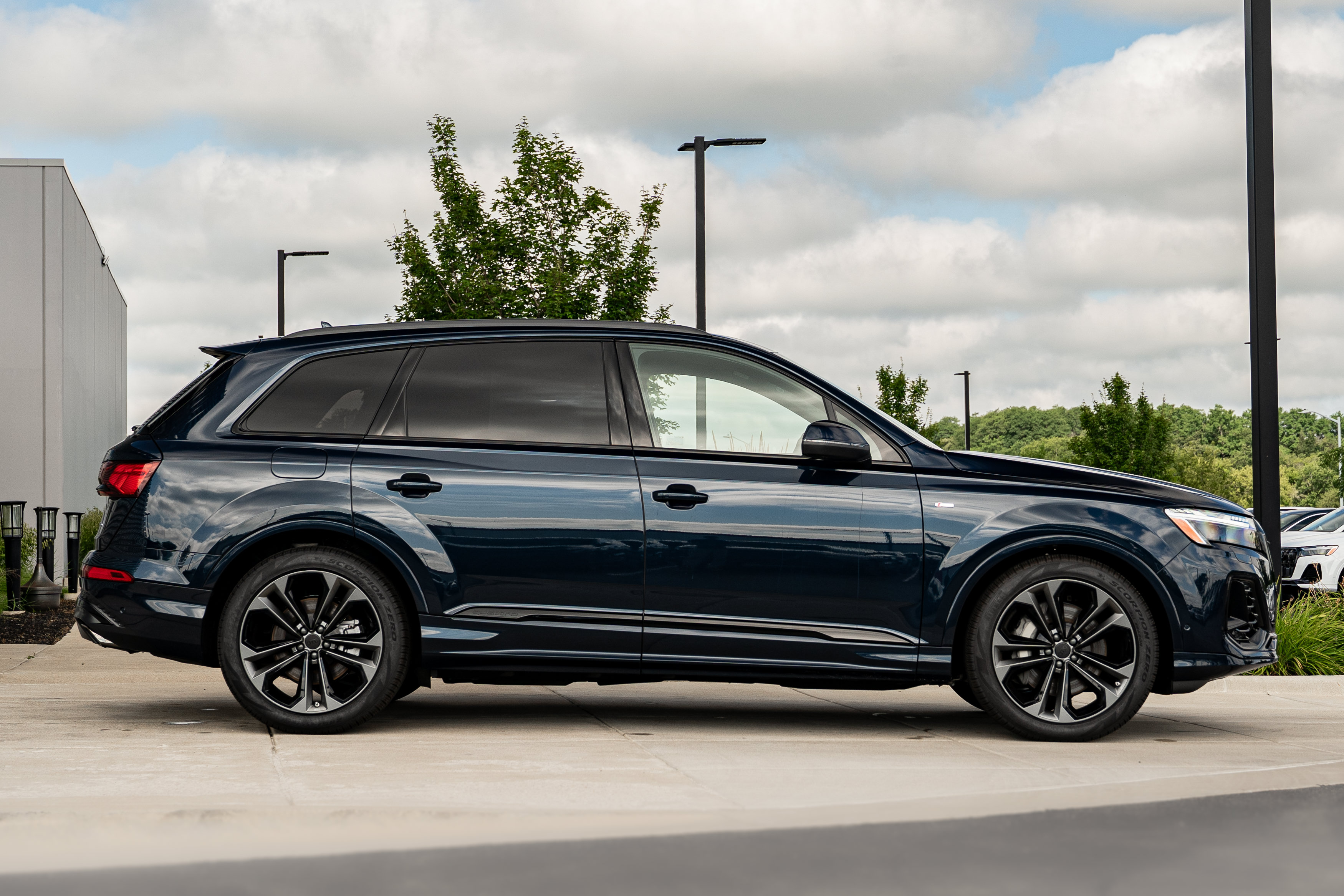New 2026 Audi Q7 3.0T Prestige AWD/4WD image 3