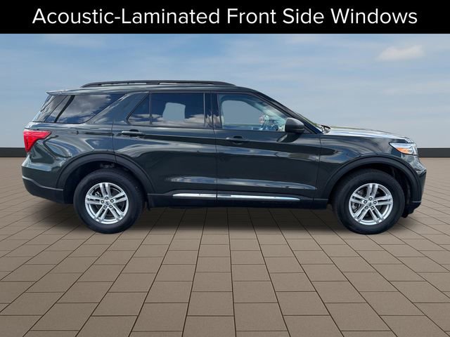 Used 2024 Ford Explorer XLT w/ Equipment Group 202A AWD/4WD image 8