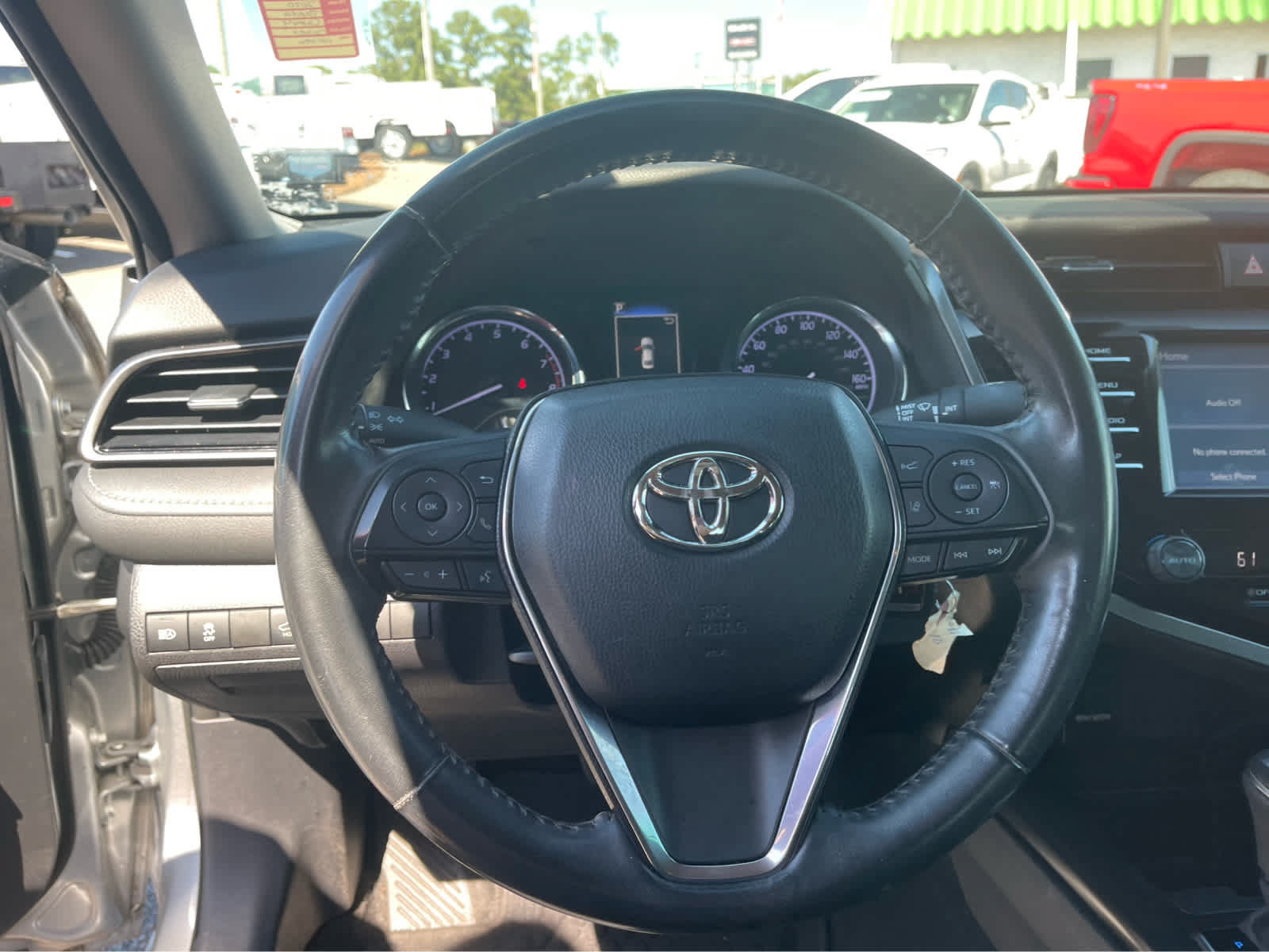 Used 2022 Toyota Camry LE FWD image 13