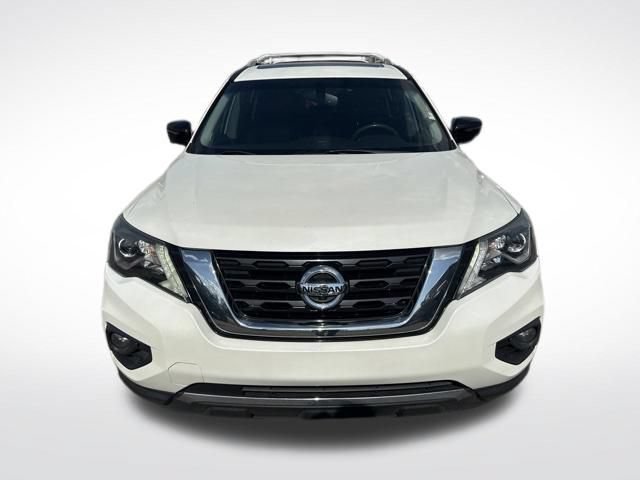 Used 2017 Nissan Pathfinder Platinum w/ Midnight Edition Package FWD image 8