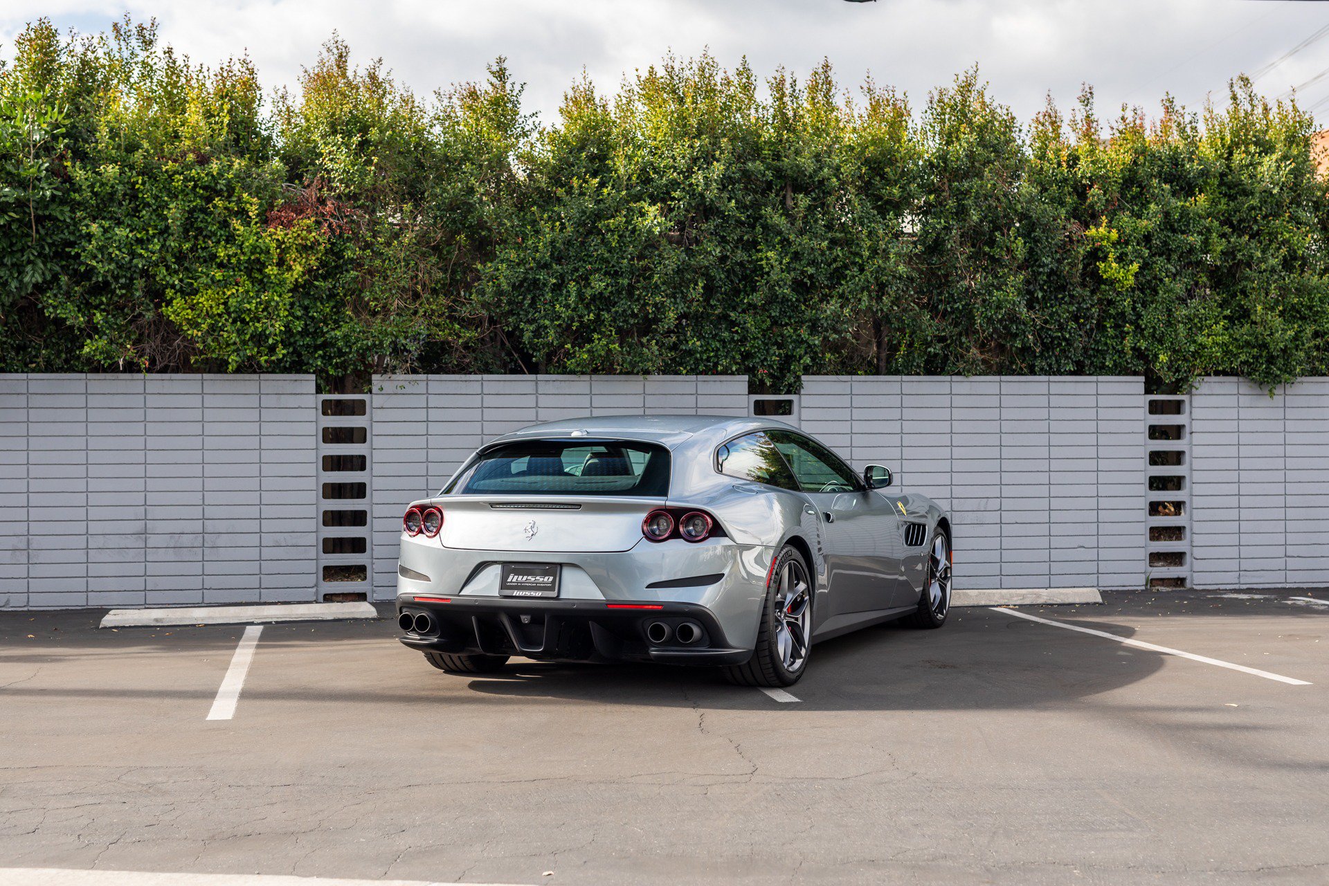 Used 2018 Ferrari GTC4Lusso T RWD image 32