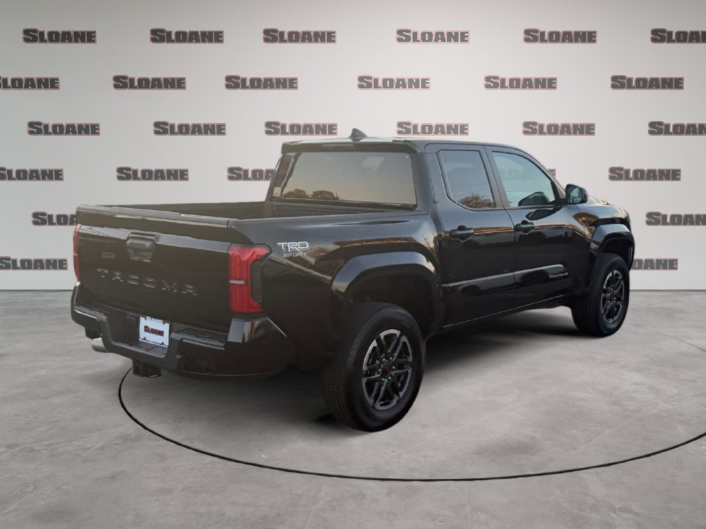 Used 2024 Toyota Tacoma TRD Sport AWD/4WD image 5