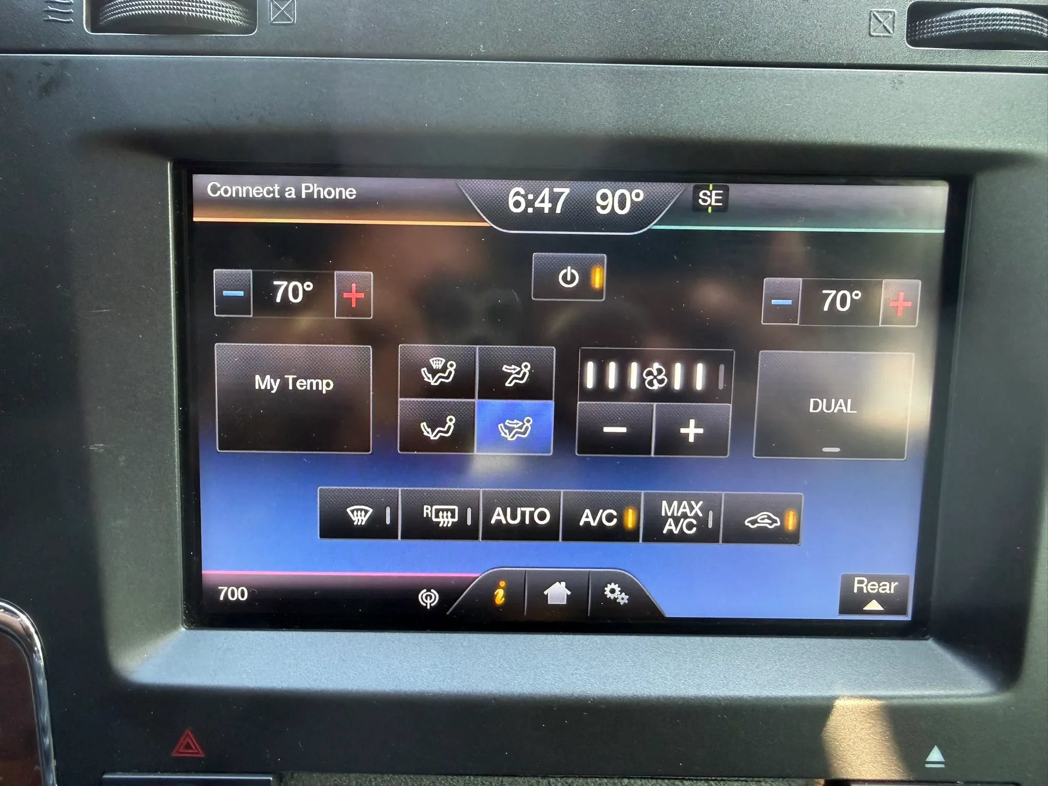 Used 2015 Lincoln Navigator 4WD image 50