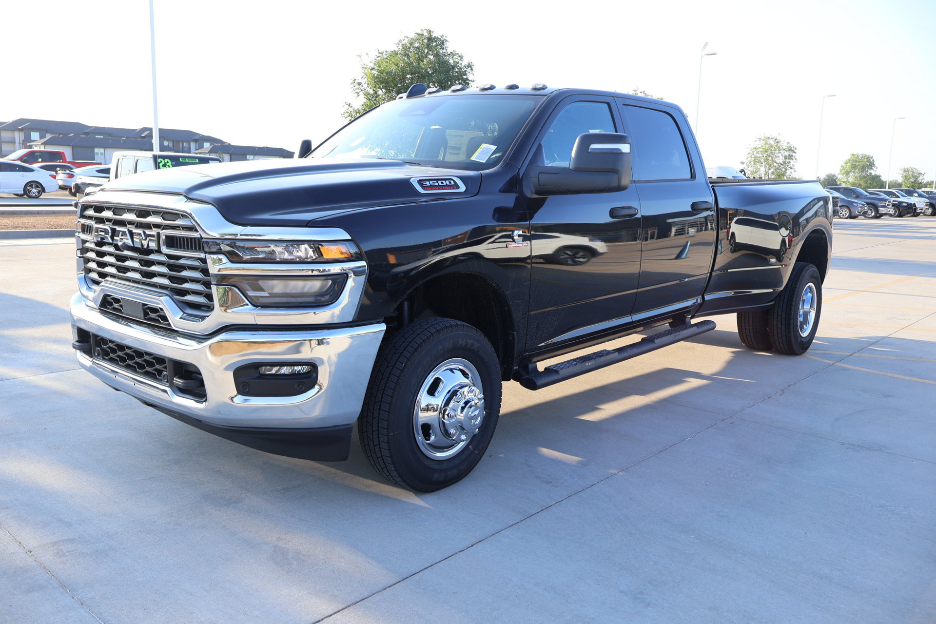 New 2027 RAM 3500 Tradesman AWD/4WD image 10