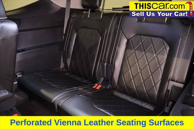 Used 2024 Volkswagen Atlas SEL Premium R-Line AWD/4WD image 30