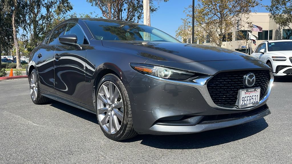 Used 2019 MAZDA MAZDA3 Sedan w/ Premium Package image 5