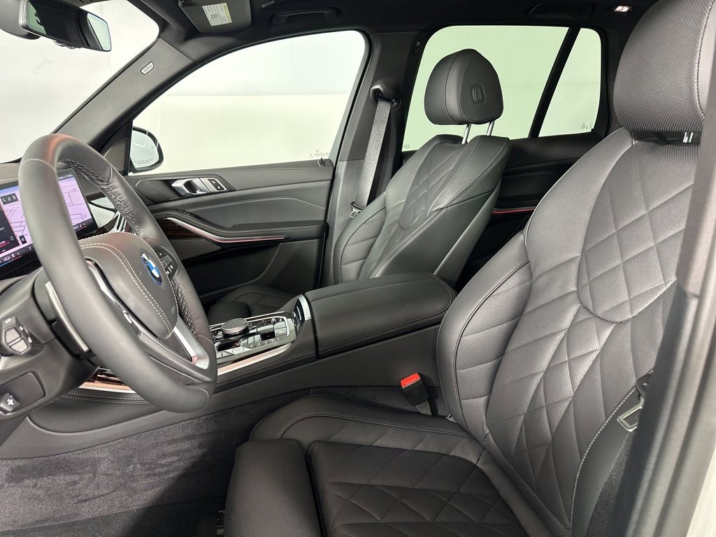 New 2026 BMW X5 xDrive50e w/ Premium Package image 6
