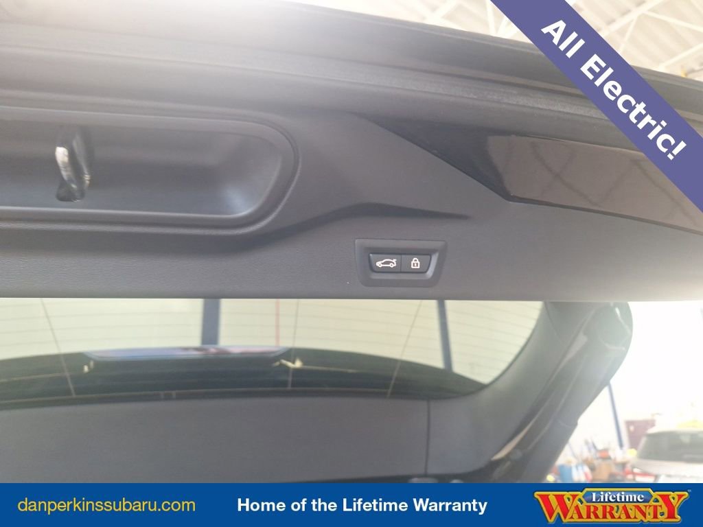 Used 2023 BMW X5 xDrive45e image 29