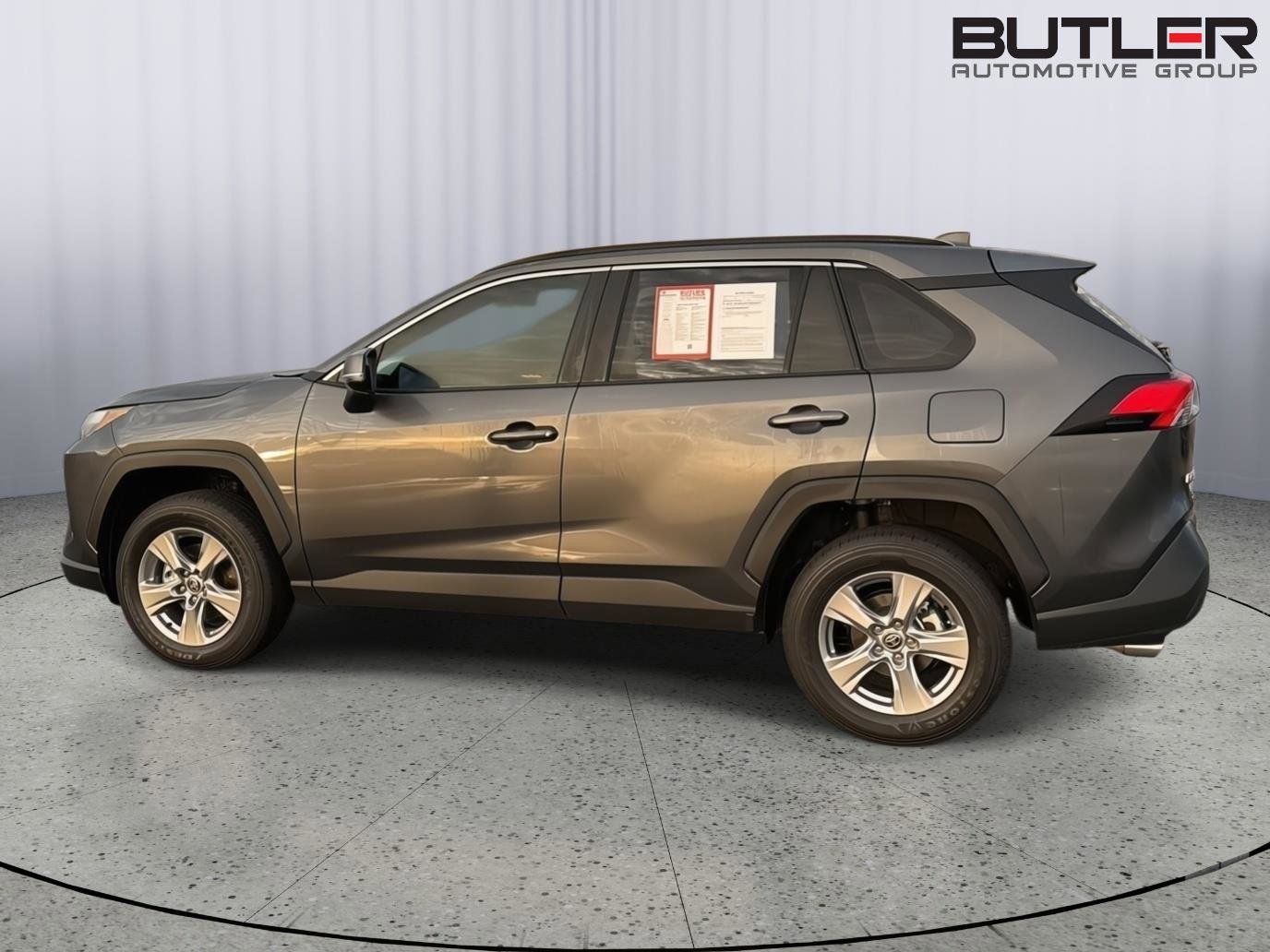 Certified 2025 Toyota RAV4 XLE AWD/4WD image 3