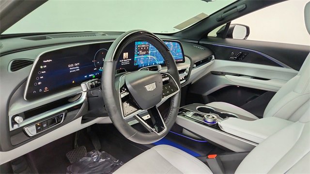 Used 2025 Cadillac Lyriq Luxury image 19
