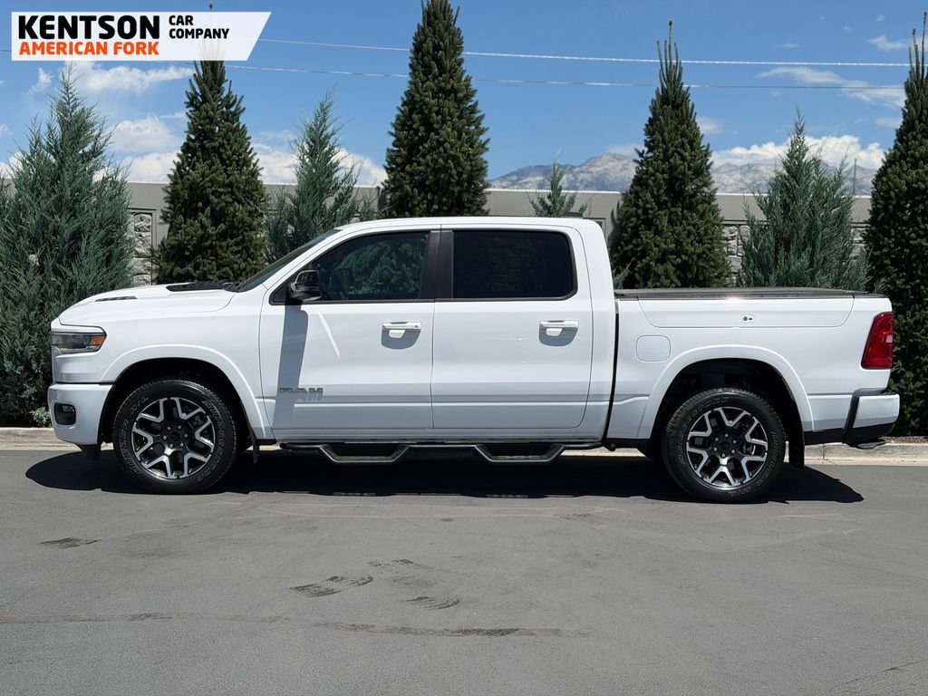 Used 2025 RAM 1500 Laramie w/ Sport Appearance Package AWD/4WD image 4