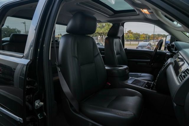 Used 2013 GMC Sierra 3500 Denali image 36